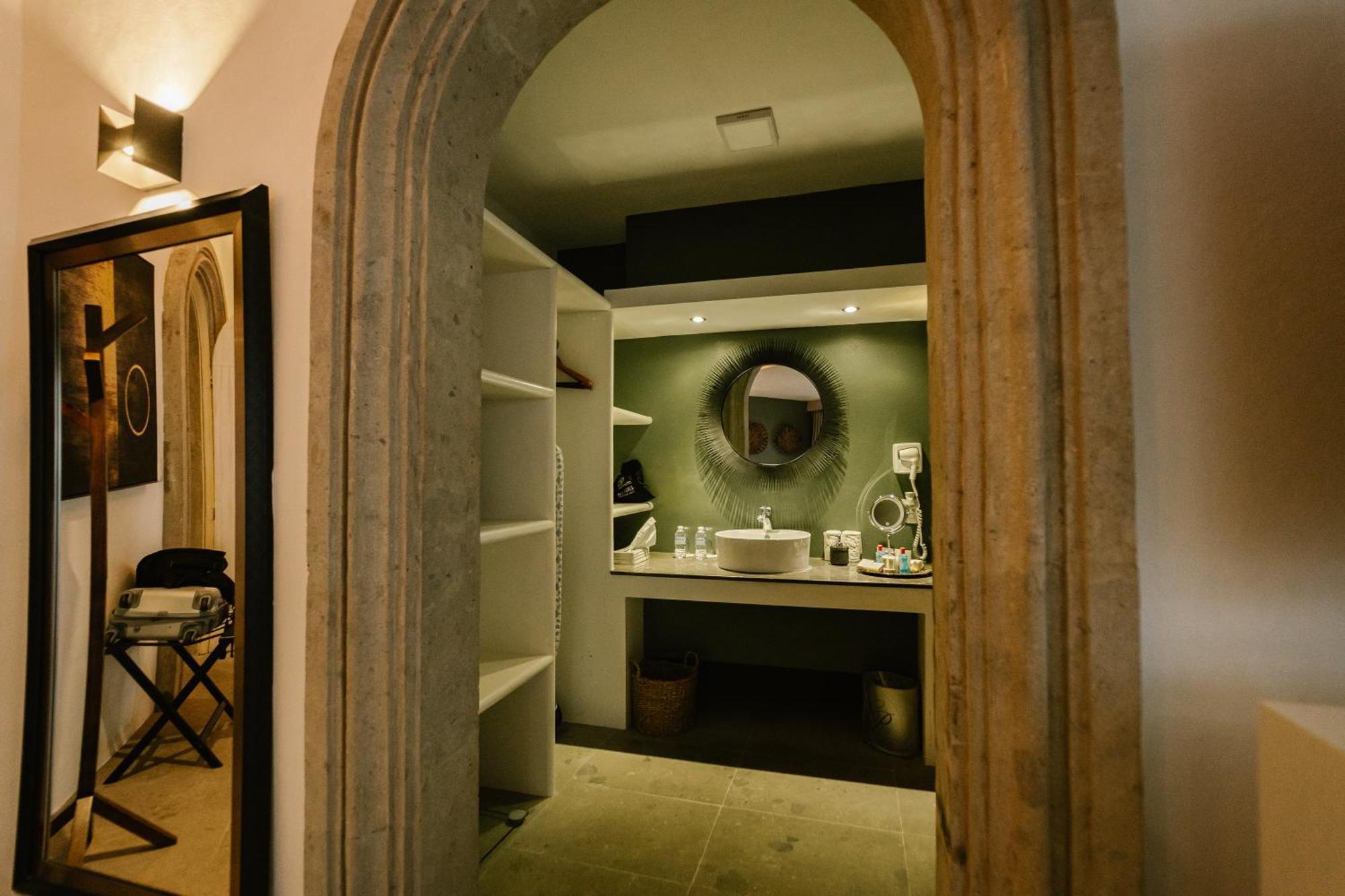 De Cantera Y Plata Hotel Boutique タスコ・デ・アラルコン 部屋 写真